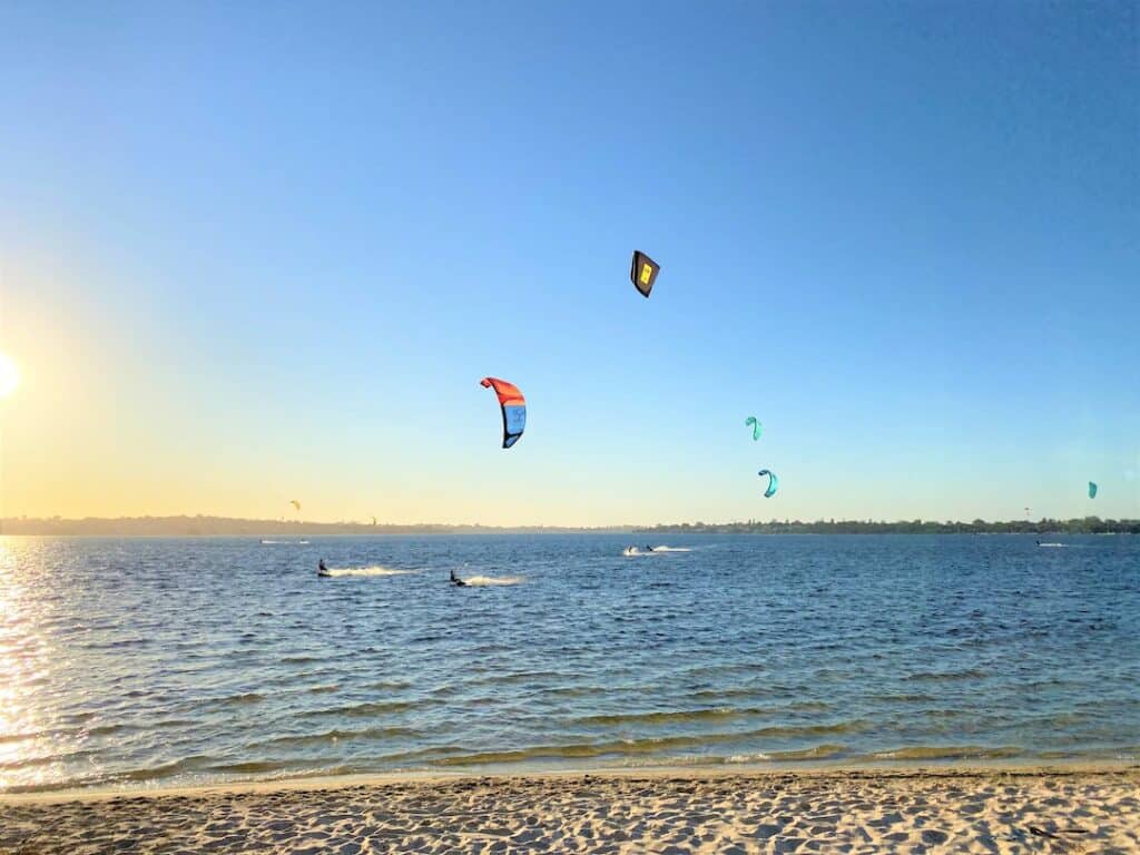 Kitesurfing Swan River